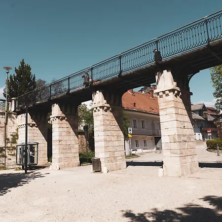 Lendhafen *